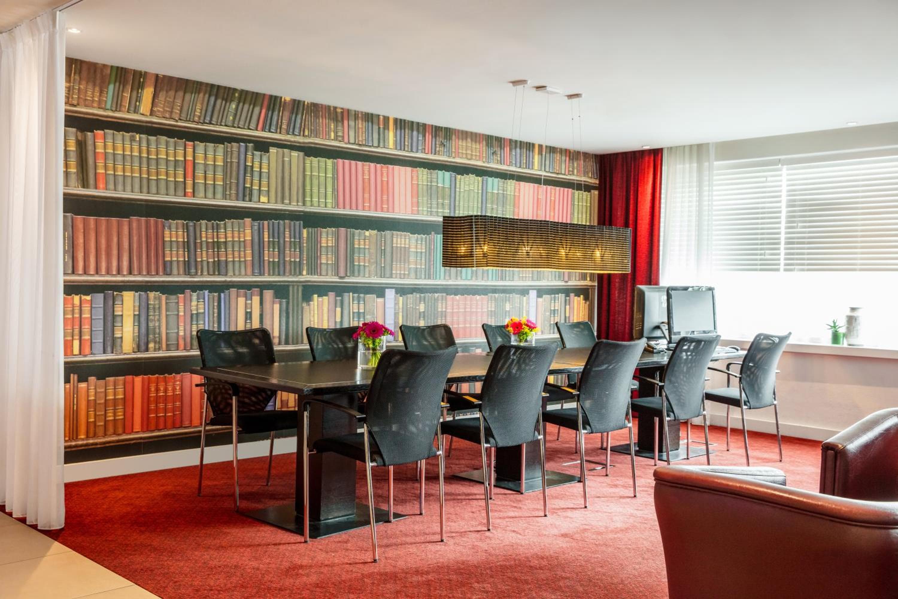 Holiday Inn Express Amsterdam - Sloterdijk Station, an IHG Hotel
